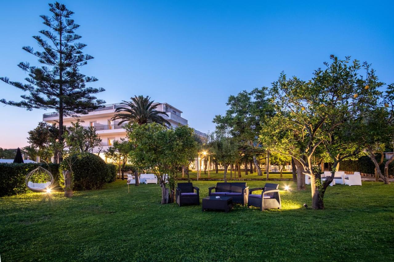 Hotel Alpha Sant'Agnello Exterior photo