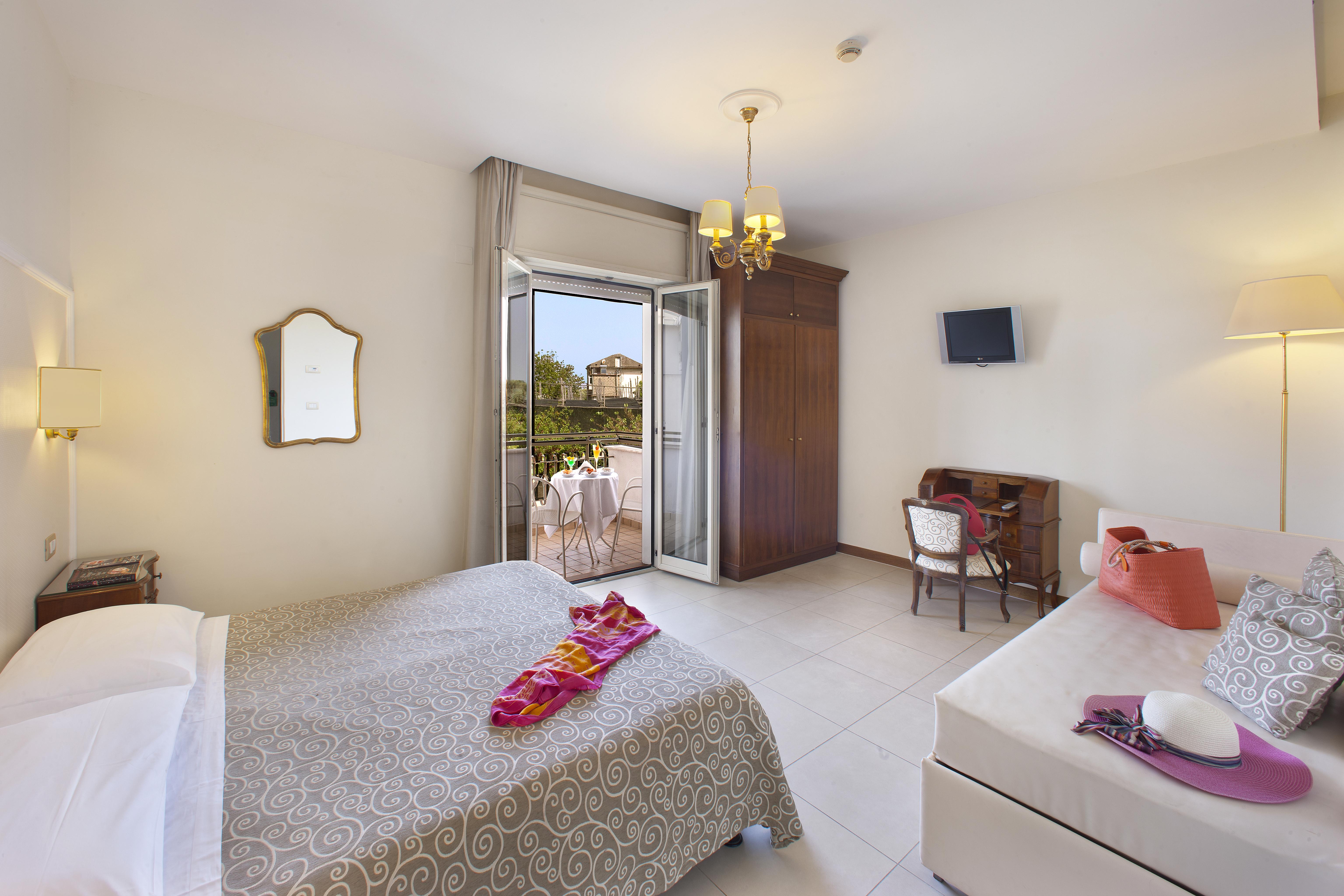 Hotel Alpha Sant'Agnello Exterior photo