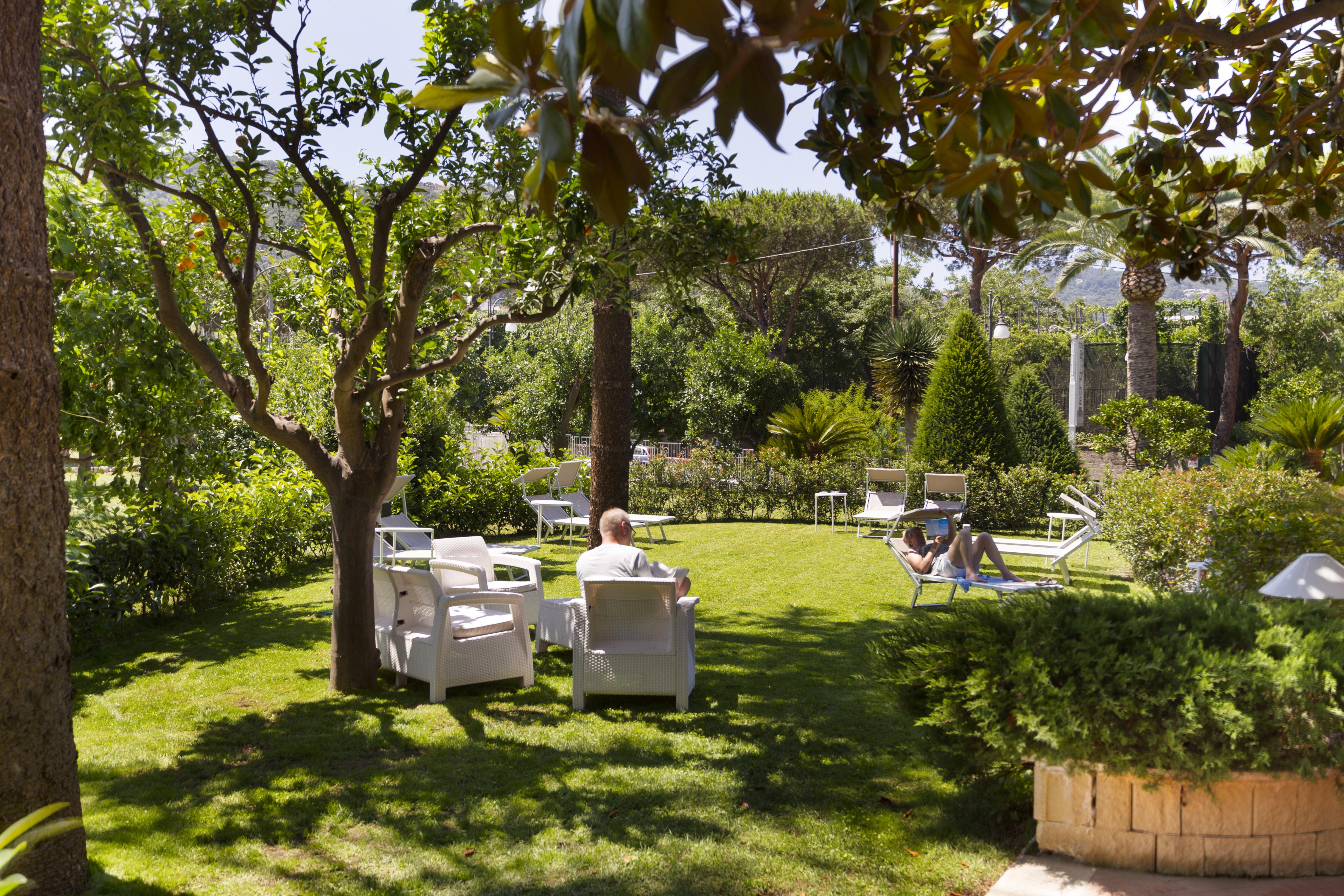 Hotel Alpha Sant'Agnello Exterior photo